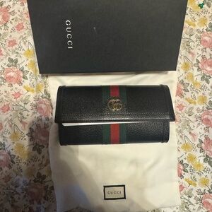 Gucci Black Leather Continental Wallet Brand New in Box with Bag